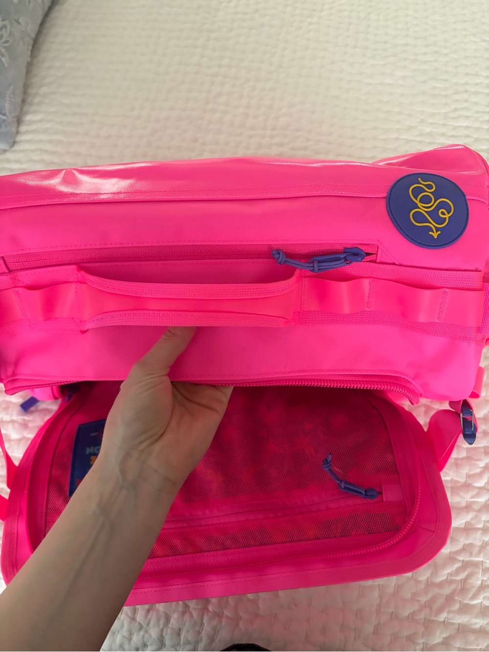 GUC Baboon to the Moon Neon Pink Mini Go Bag 32L - Picture 10 of 11
